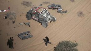 Acidente na 3.ª etapa retira Sébastien Loeb do Dakar'2025