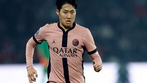 Está muito bem aqui: PSG fecha portas à saída de Lee Kang-in