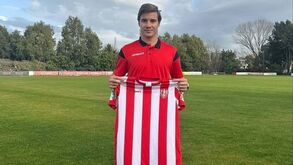 Paulo Estrela assina até 2027 pelos albaneses do Skenderbeu