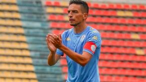 Capitão do Tours FC abandona clube: «Levaram os chuveiros...»
