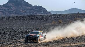 Dakar'2025: Quintero e Benavides aproveitam penalizações para vencerem quinta etapa