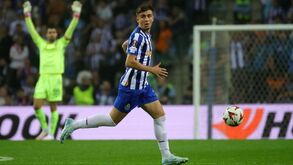 Os desejos de Martim Fernandes para 2025: «Ganhar a Liga Europa, o campeonato e o Mundial de Clubes»