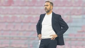 Artur Jorge goleia na estreia no Al Rayyan