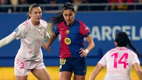 O golo de cabeça de Kika Nazareth que fechou a goleada do Barcelona na Liga espanhola 