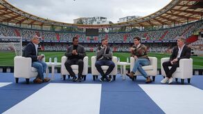 Record Talks: Estrelas a favor da nota artística