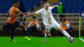 Al Feiha de Pedro Emanuel empata com o Al Ittihad e dá liderança ao Al Hilal de Jorge Jesus