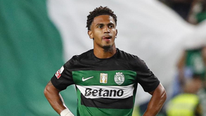 Notícia Record: Edwards chegou atrasado à concentração e ficou fora da final com o Benfica