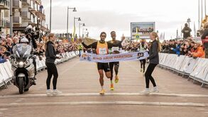 Samuel Barata vence meia-maratona de Egmond