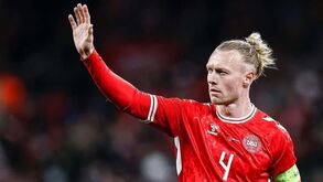 Simon Kjaer coloca um ponto final na carreira