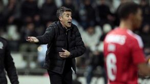 Bruno Lage sobre o intervalo do Farense-Benfica: «Tivemos uma conversa importante...»