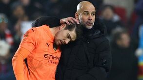 A estranha interação entre Guardiola e Ortega após o Brentford-Man. City