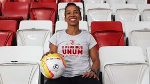 Benfica anuncia dupla internacional brasileira 