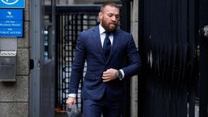 McGregor acusado de tentar violar mulher em casa de banho VIP de jogo da NBA: «Fora de controlo»