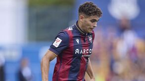 Diretor desportivo do Levante confirma notícia Record: «Recebemos uma proposta formal pelo Andrés García»