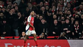 Lewis-Skelly delicia adeptos do Arsenal: «Espero que a minha avó esteja orgulhosa»