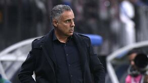 José Gomes sofre a pior derrota em mais de 20 anos de carreira como treinador