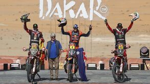 Dakar'2025: Daniel Sanders vence categoria das motas pela primeira vez