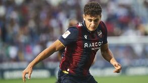 Treinador do Levante admite saída de Andrés García: «Pelos vistos o interesse é muito forte...»