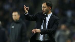 Domenico Tedesco afastado do cargo de selecionador da Bélgica