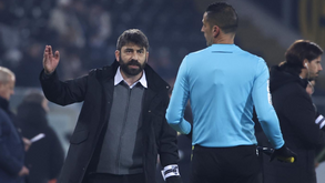 V. Guimarães critica VAR do jogo com o Arouca: «Golos absolutamente irregulares»