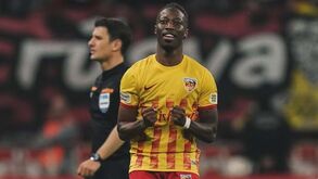 Carlos Mané: «Tenho quatro filhos e os nomes começam todos com a letra S de Sporting»