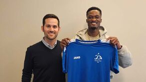 John Arthur assina pelo Dínamo Tbilisi após rescindir com o Felgueiras