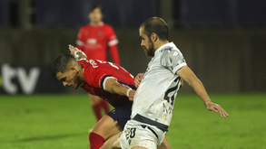 A crónica do UD Oliveirense-Penafiel, 2-2: ramo da Oliveira faz líder tropeçar