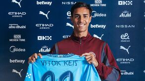 Manchester City oficializa contratação do central brasileiro Vitor Reis