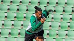 Rio Ave anuncia saída de Aderllan Santos