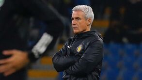 Dossiê treinador: contactos prosseguem
