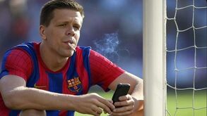 Szczesny ao barulho e até Mr. Bean foi chamado: os imperdíveis memes do Benfica-Barcelona