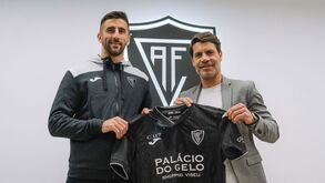 Luís Silva oficializado no Ac. Viseu: «O meu objetivo é levar este clube à 1ª Liga este ano»