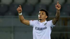 Kaio César despede-se do V. Guimarães: «Clube gigante que aprendi a amar»