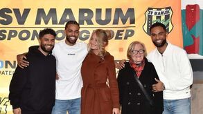 St. Juste e irmãos inauguram campo de futebol na Holanda