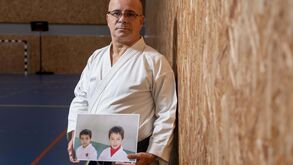 Manu Silva: o cinturão castanho de karaté que resolve tudo a bem