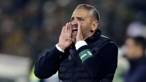 Rui Borges apertou com a equipa após derrota com o Leipzig