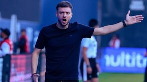 Imprensa avança que Martín Anselmi ficou com telemóvel e dados de treino dos jogadores do Cruz Azul