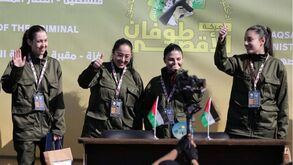 Quatro reféns israelitas foram libertadas pelo Hamas e entregues à Cruz Vermelha