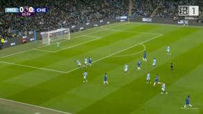 O erro incrível de Khusanov no jogo de estreia pelo Manchester City
