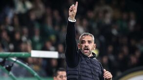 Rui Borges pressiona por reforços