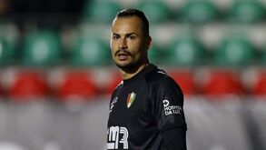 Bruno Brígido perto de deixar o E. Amadora e rumar ao Ac. Viseu