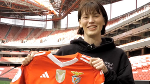 Médio norueguesa Rakel Engesvik oficializada pelo Benfica