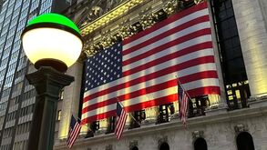 Nvidia perde 589 mil milhões numa sessão e regista maior queda da história