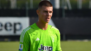 Arouca reforça baliza com promessa eslovaca da Juventus