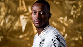 Oficial: Umaro Embaló é reforço do V. Guimarães