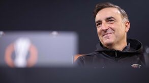Carlos Carvalhal e o jogo com a Lazio: «Vamos defrontar a melhor equipa desta competição»