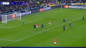 Pavlidis continua de pé quente na Liga dos Campeões: assim foi o 1.º golo do Benfica frente à Juventus