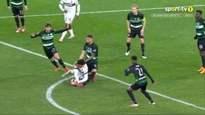 Debast sai lesionado do Sporting-Bolonha: belga ficou muito queixoso e só conseguiu deixar o relvado com ajuda