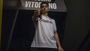 Hevertton é oficial no V. Guimarães: «Não dava para recusar este convite»