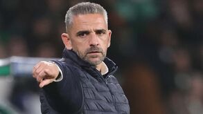 João Simões muito aplaudido no final do Sporting-Bolonha: adeptos rendidos ao jovem médio